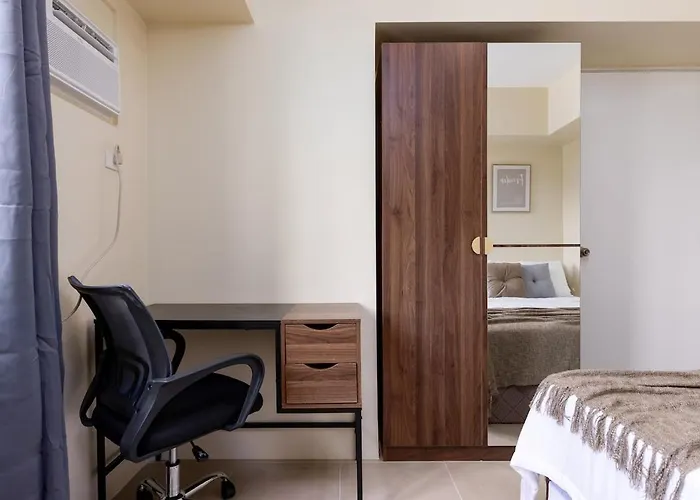 Apartment Furnished 1-bedroom In Avida Towers Riala, It Park With Fast Wifi, Netflix, Pool And *