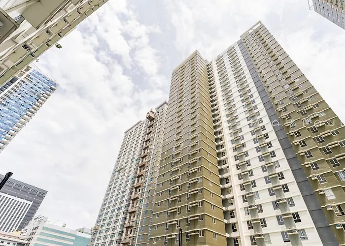 Furnished 1-bedroom In Avida Towers Riala, It Park With Fast Wifi, Netflix, Pool And Cebu